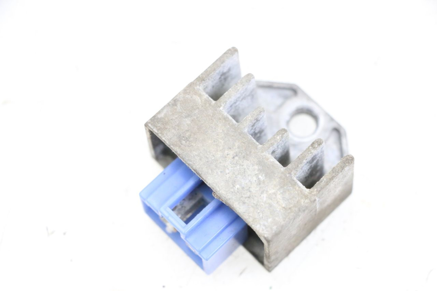 photo de REGULATOR YAMAHA NEO'S NEOS 2T 50 (1998 - 2007) - Main view