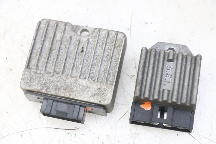 photo de CHARGING REGULATOR PIAGGIO NEW TYPHOON 50 (2018 - 2021)