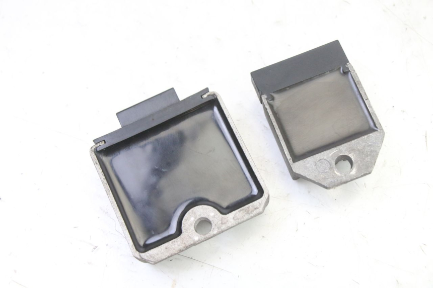 photo de CHARGING REGULATOR PIAGGIO NEW TYPHOON 50 (2018 - 2021)