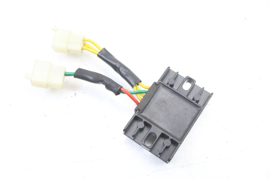 photo de CHARGING REGULATOR PEUGEOT KISBEE 4T 50 (2018 - 2022)