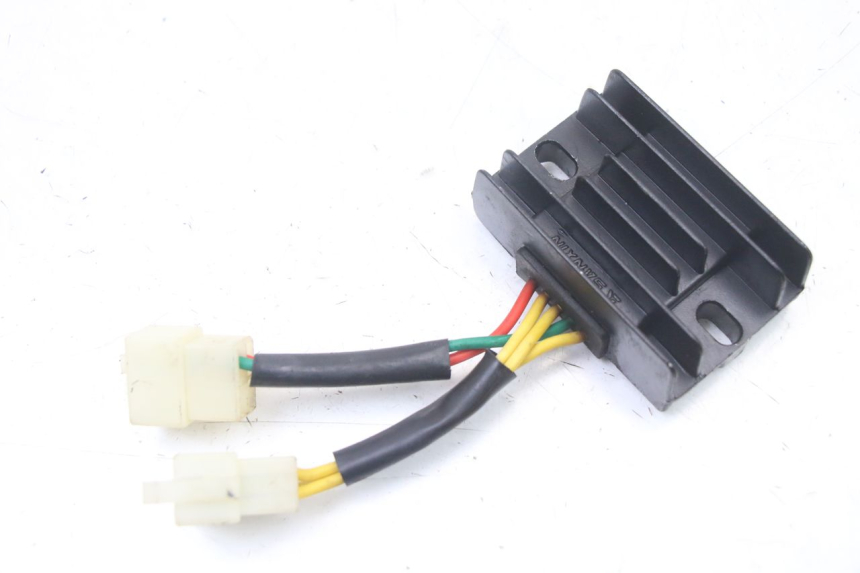 photo de CHARGING REGULATOR PEUGEOT KISBEE 4T 50 (2018 - 2022)