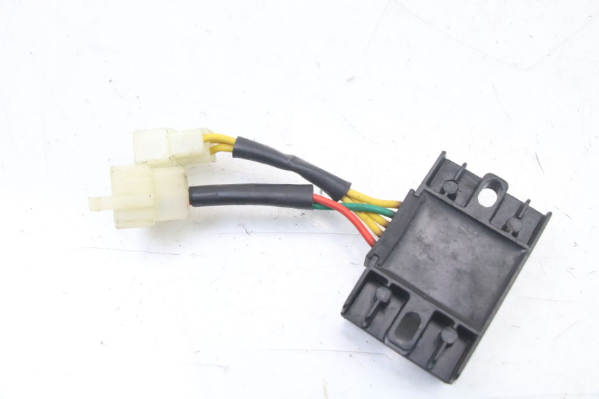 photo de CHARGING REGULATOR PEUGEOT KISBEE 4T 50 (2018 - 2022)