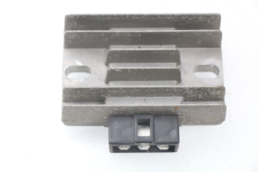photo de REGULATOR PIAGGIO BEVERLY 125 (1998 - 2005)