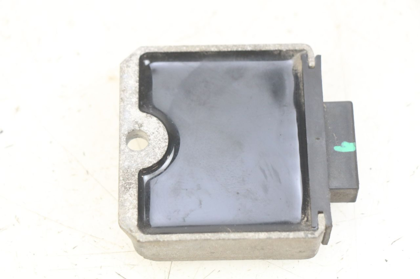 photo de CHARGING REGULATOR PIAGGIO FLY 4T 50 (2013 - 2017)