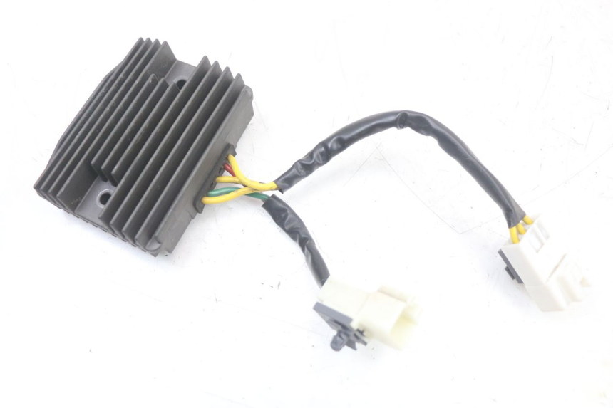 photo de REGULATOR PIAGGIO MP3 HPE 350 (2018 - 2020)