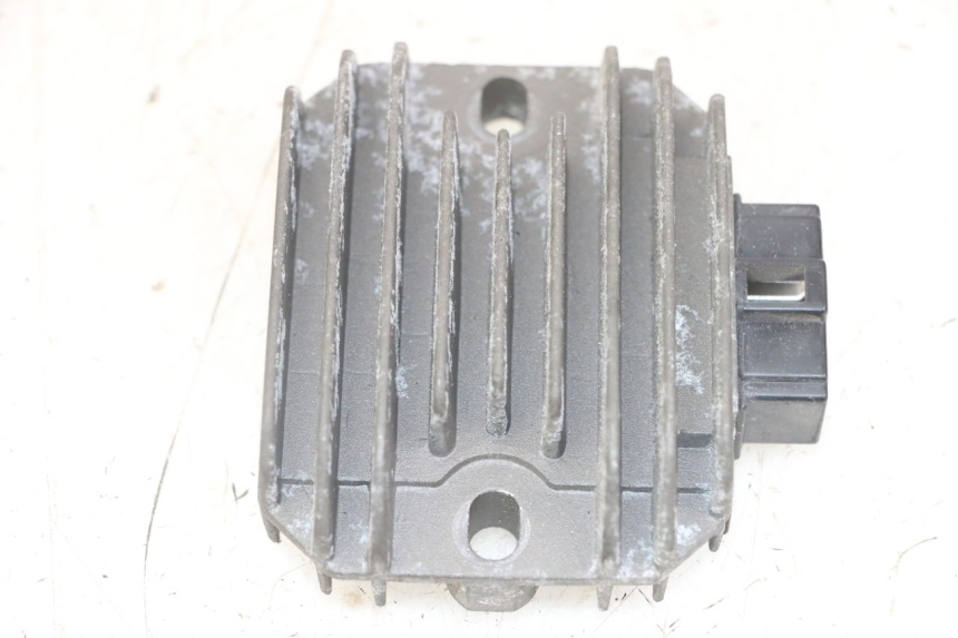 photo de CHARGING REGULATOR PIAGGIO XEVO - X EVO 125 (2007 - 2016)