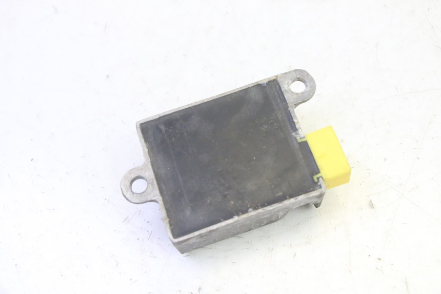 photo de REGULATOR EFUN PUSA 1 - Technical close-up