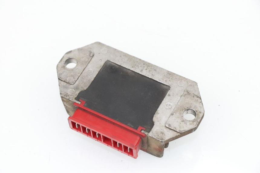 photo de REGULATOR GILERA STORM 50 (1993 - 1997)