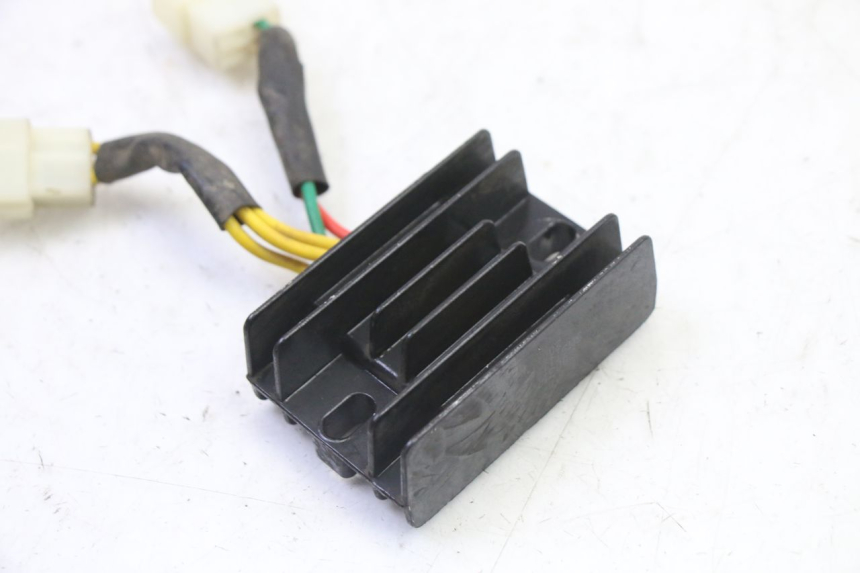 photo de REGULATOR PEUGEOT STREETZONE I NAKED 2T 50 (2018 - 2020)