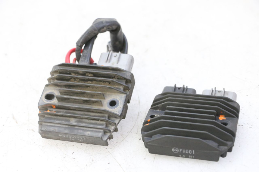 photo de CHARGING REGULATOR YAMAHA TDM ABS 900 (2002 - 2014)