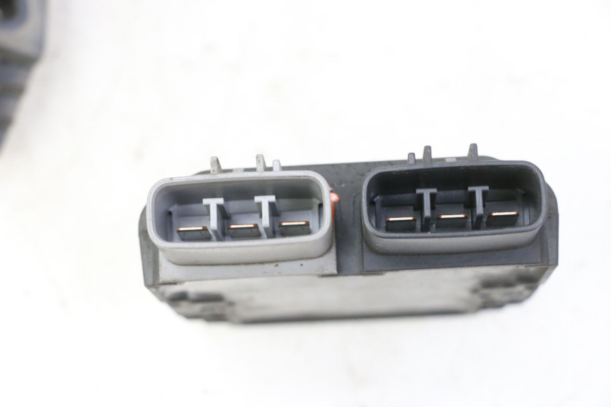 photo de CHARGING REGULATOR YAMAHA TDM ABS 900 (2002 - 2014)