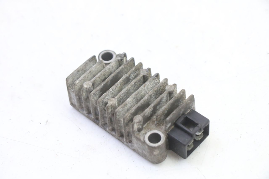 photo de CHARGING REGULATOR YAMAHA TDR DELTABOX 125 (1993 - 2003)