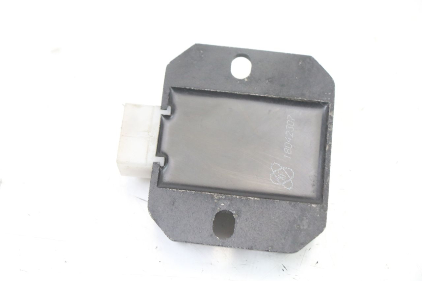 photo de CHARGING REGULATOR TNT MOTOR ROMA 10' 4T 50 (2019 - 2022)