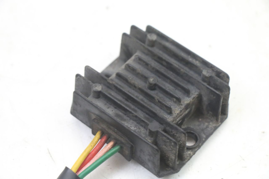 photo de REGULATOR PEUGEOT TWEET PRO CARGO 50 (2018 - 2020)