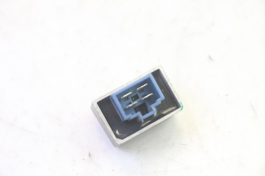 photo de REGULATOR YAMAHA TZR 50 (2008 - 2016) - Zoom on usage condition