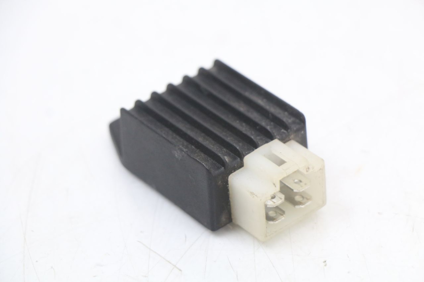 photo de CHARGING REGULATOR BEELINE VELOCE 4T 50 (2011 - 2020)