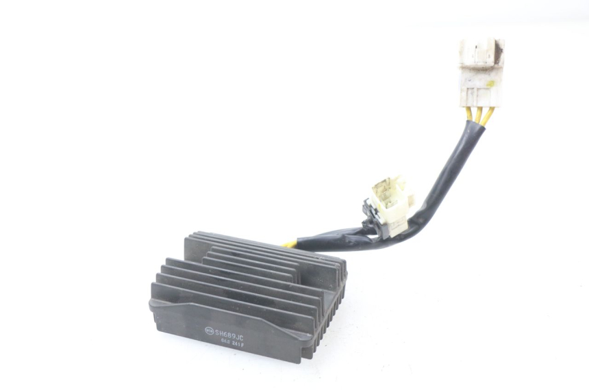 photo de REGULATOR PIAGGIO VESPA GTS IE ABS 300 (2016 - 2018)