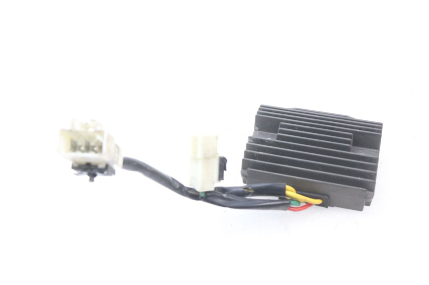 photo de REGULATOR PIAGGIO VESPA GTS IE ABS 300 (2016 - 2018)