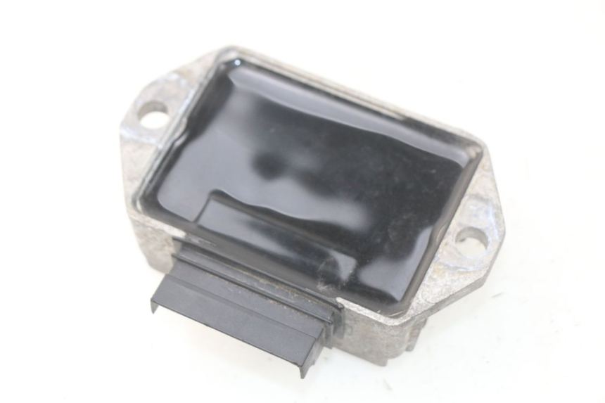 photo de CHARGING REGULATOR PIAGGIO VESPA SPRINT 2T 50 (2014 - 2018)