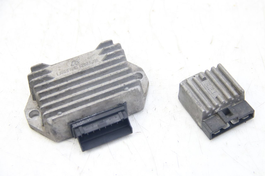 photo de CHARGING REGULATOR PIAGGIO VESPA SPRINT 2T 50 (2014 - 2018)