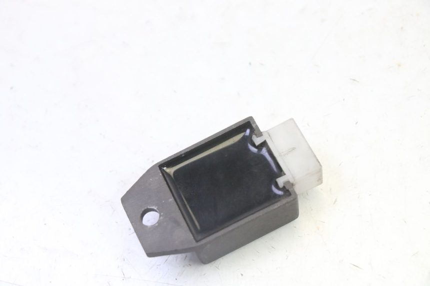 photo de CHARGING REGULATOR PEUGEOT VIVACITY NEW 2T 50 (2008 - 2017)