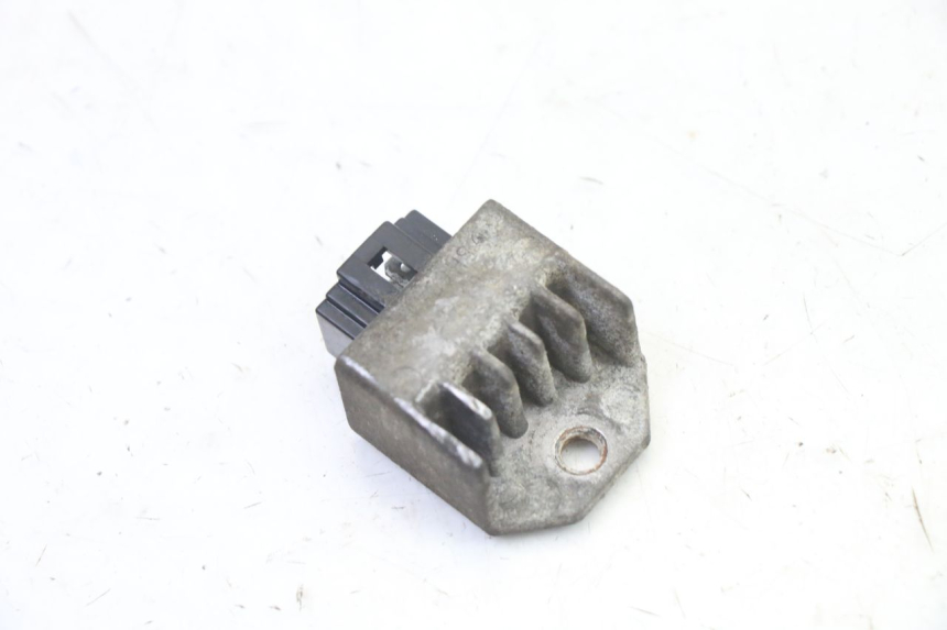 photo de CHARGING REGULATOR PEUGEOT VIVACITY 50 (2004 - 2009)