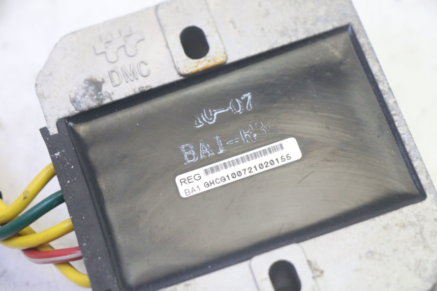 photo de REGULATOR DAELIM VJ ROADWIN FI 125 (2008 - 2017) - Technical close-up