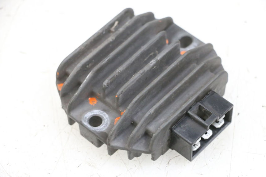 photo de CHARGING REGULATOR YAMAHA X-MAX XMAX 125 (2010 - 2014)