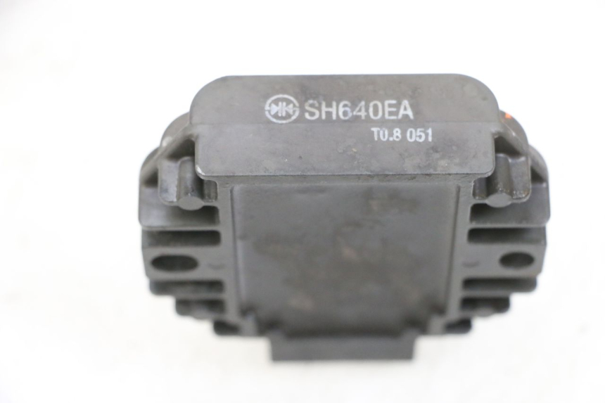 photo de CHARGING REGULATOR YAMAHA X-MAX XMAX 125 (2010 - 2014)