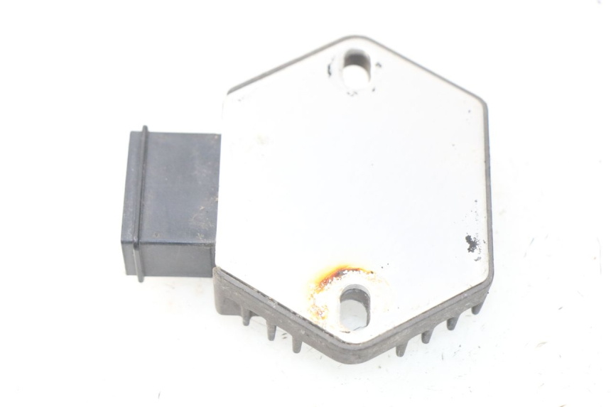 photo de REGULATOR HONDA XLV VARADERO 125 (2000 - 2006)