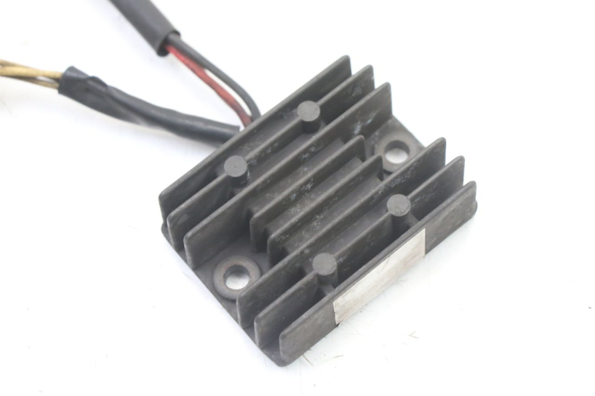 photo de CHARGING REGULATOR YAMAHA SR 125 (1982 - 2003)