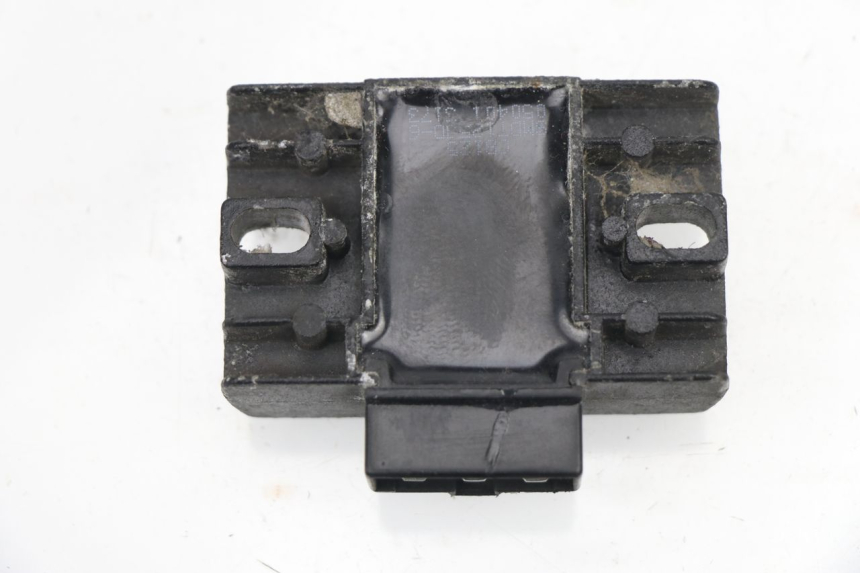 photo de REGULATOR YAMAHA YBR 125 (2004 - 2006)