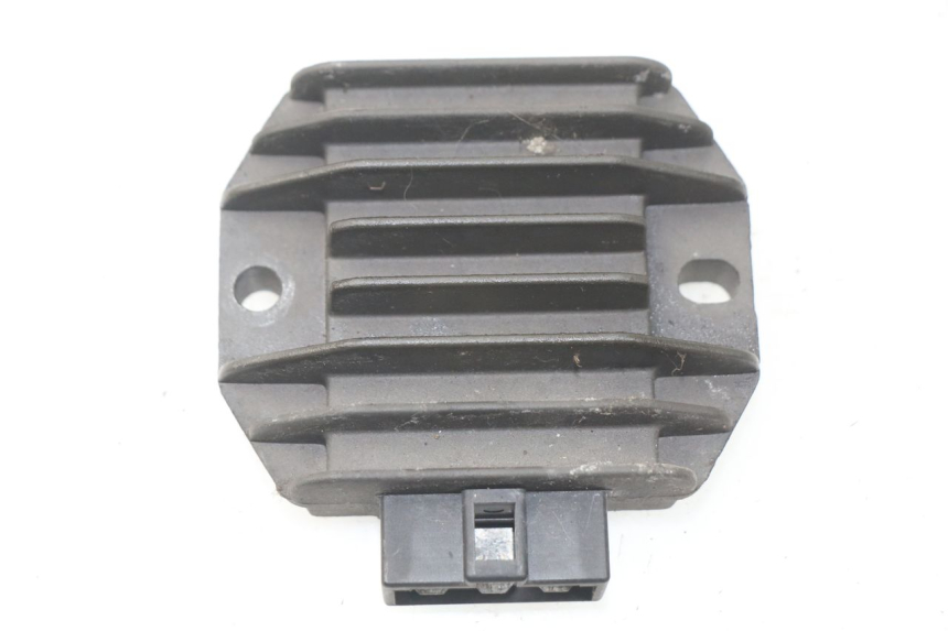 photo de CHARGING REGULATOR YAMAHA YP MAJESTY 125 (1998 - 2001)