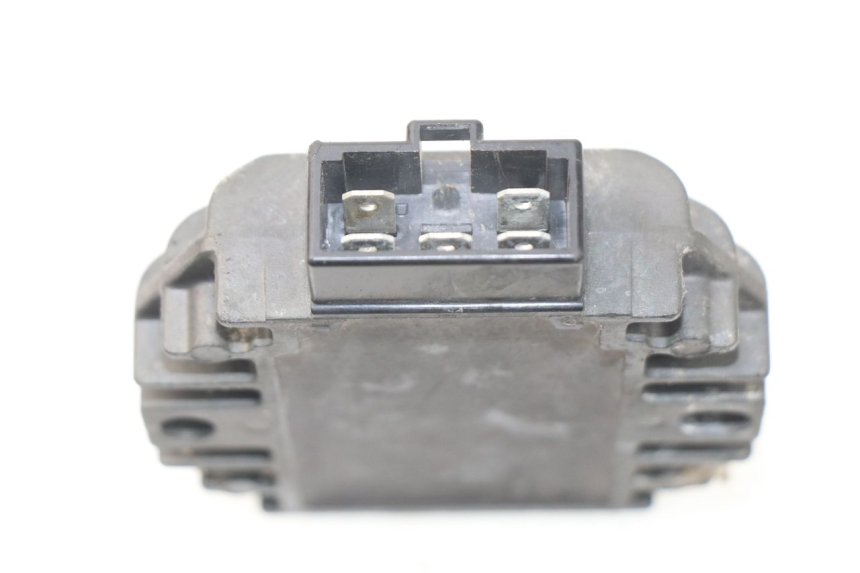 photo de CHARGING REGULATOR YAMAHA YP MAJESTY 125 (2007 - 2010)