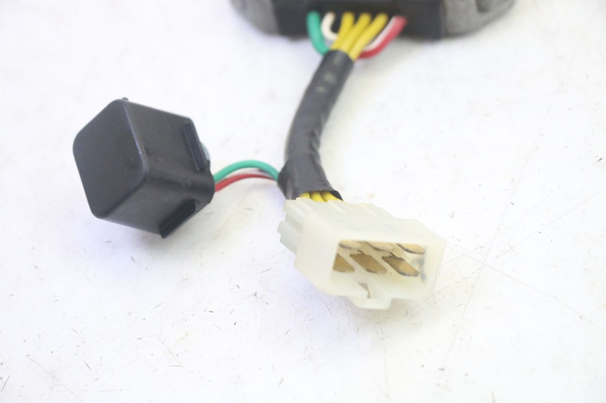 photo de CHARGING REGULATOR PIAGGIO ZIP 4T 50 (2018 - 2020) - Zoom on usage condition