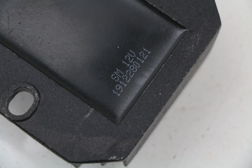 photo de CHARGING REGULATOR UNIVERSAL BIKE ZN50QT-11B 50 (2018 - 2021)