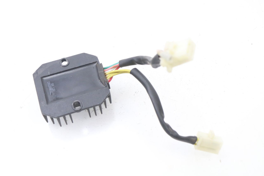 photo de CHARGING REGULATOR UNIVERSAL BIKE ZN50QT-11B 50 (2018 - 2021)