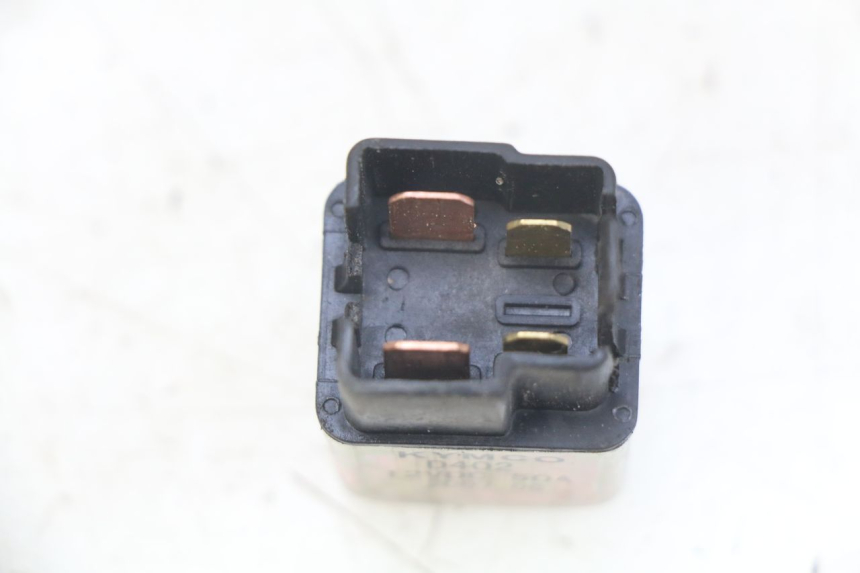 photo de STARTER RELAY KYMCO AGILITY 4T 50 (2005 - 2018) - Zoom on usage condition