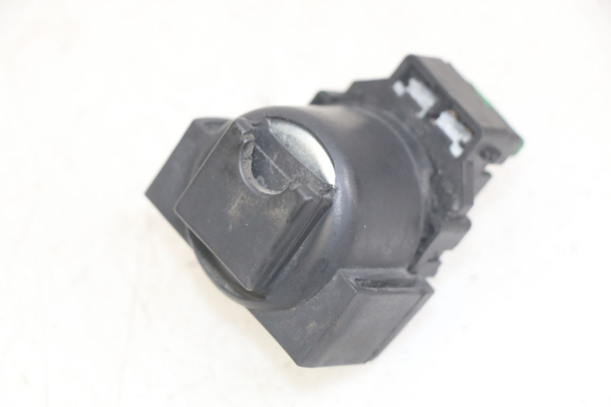 photo de STARTER RELAY HONDA CBR F SC25 1000 (1989 - 1992)