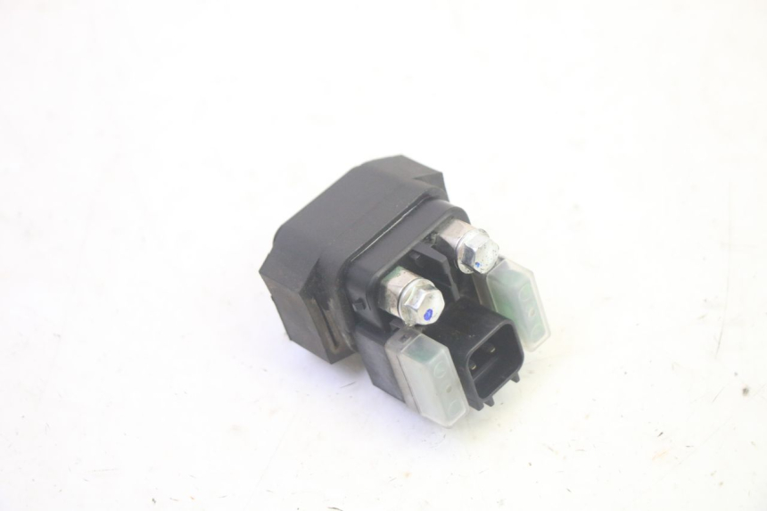 photo de STARTER RELAY YAMAHA FJR ABS 1300 (2006 - 2012) - Alternative perspective