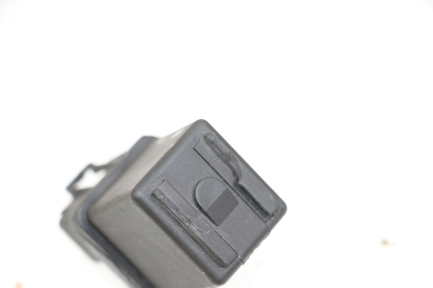 photo de STARTER RELAY PEUGEOT KISBEE 4T 50 (2010 - 2017) - Component detail