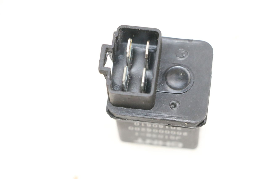 photo de STARTER RELAY PEUGEOT KISBEE 4T 50 (2010 - 2017) - Technical close-up