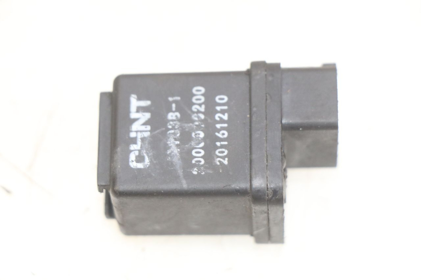 photo de STARTER RELAY PEUGEOT KISBEE 2T 50 (2010 - 2017)