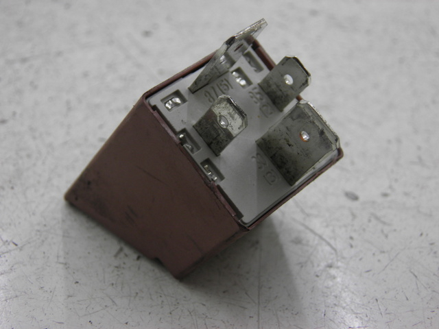 photo de STARTER RELAY PIAGGIO SKIPPER 125 (2000 - 2004)