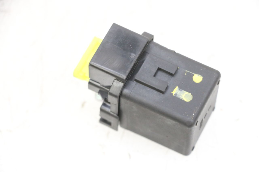 photo de STARTER RELAY YAMAHA TRICITY 300 (2020 - 2024) - Zoom on usage condition