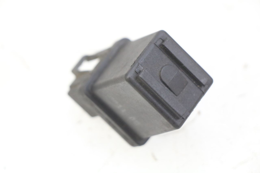 photo de STARTER RELAY PEUGEOT V-CLIC VCLIC 50 (2007 - 2013)