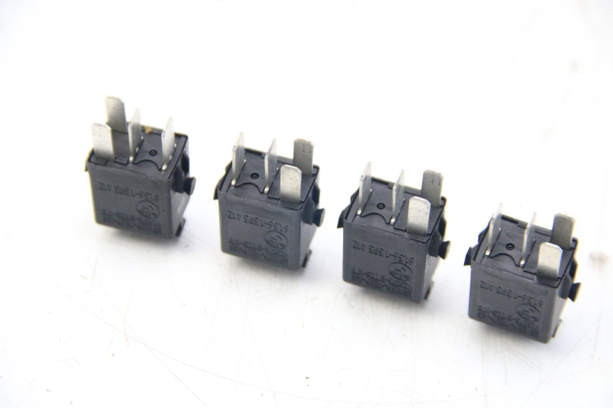 photo de ELECTRICAL RELAY BMW C1 125 (2000 - 2003)