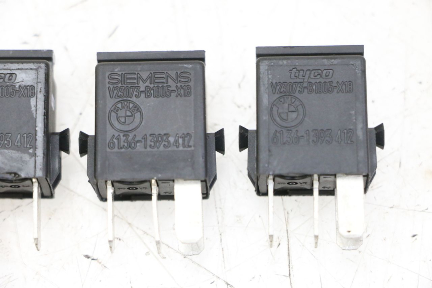 photo de ELECTRICAL RELAY BMW C1 125 (2000 - 2003)