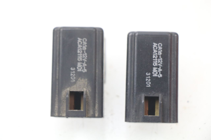 photo de ELECTRICAL RELAY SUZUKI BURGMAN 650 (2002 - 2004)