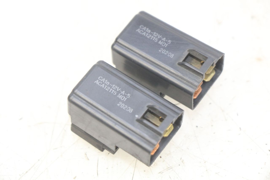 photo de ELECTRICAL RELAY SUZUKI BURGMAN 650 (2002 - 2004)